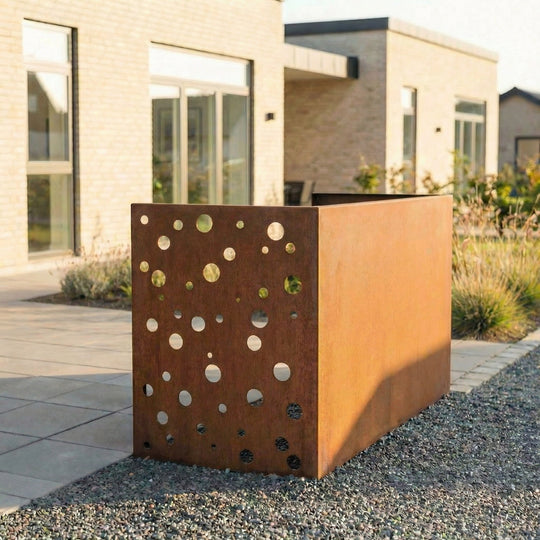 Mülltonnenverkleidung aus Cortenstahl - gelöchertes Modell